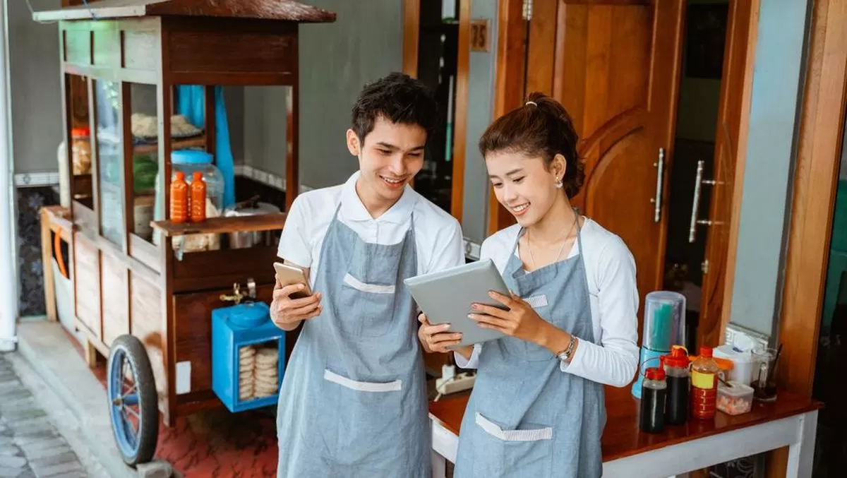 Digitalisasi UMKM: Pengertian, Manfaat, dan Strategi Implementasi untuk Mengembangkan Bisnis